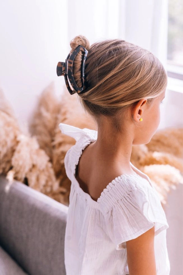Tortoise Medium Hair Clip