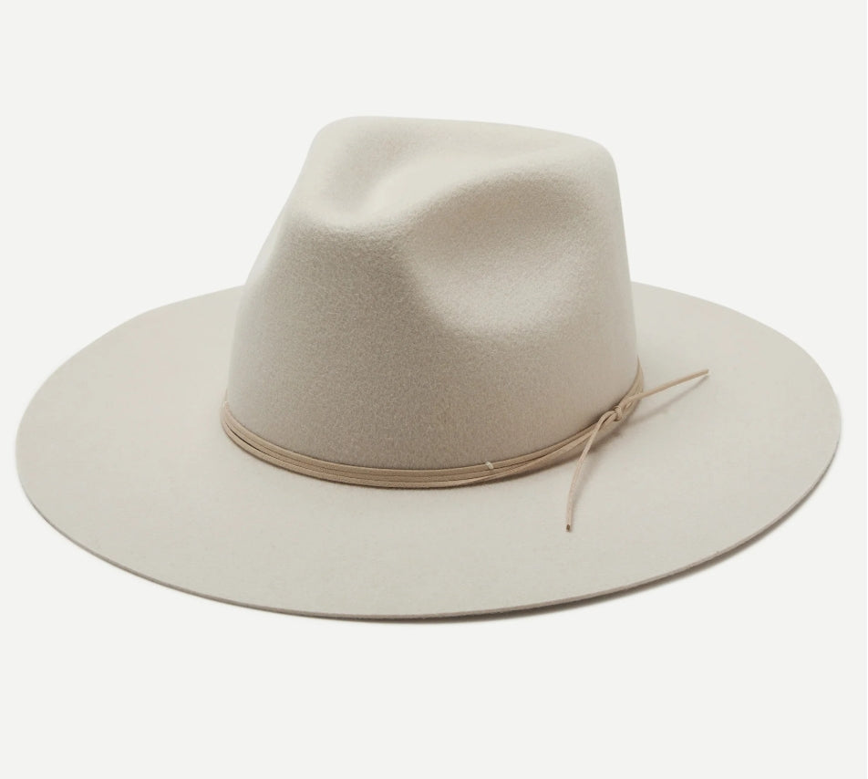 Shea Felt Hat in Putty