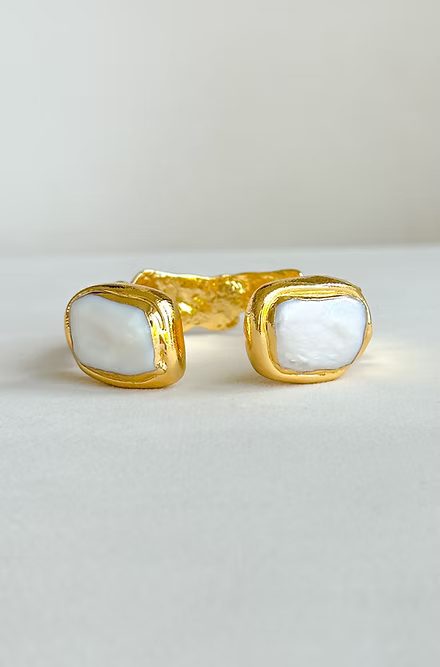18K Gold Mist Cuff-Medium Pearl