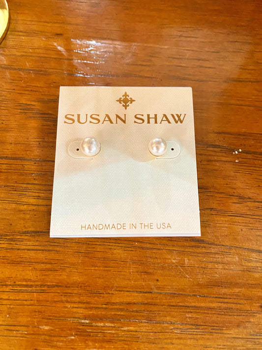 Shell Pearl Studs