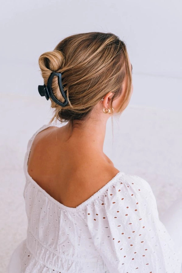 Jet Black Medium Hair Clip