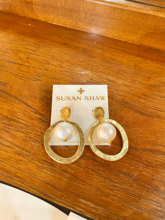Cotton Pearl Circle Drop Earrings