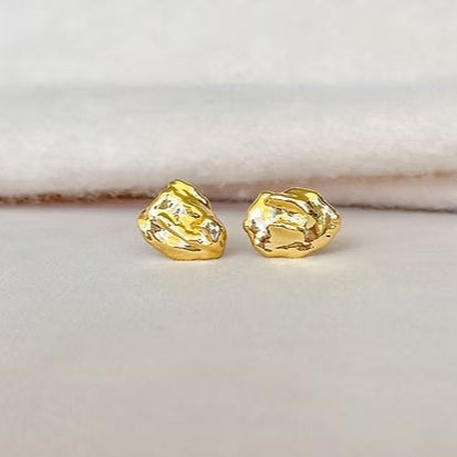 18K Dipped Stud Earring
