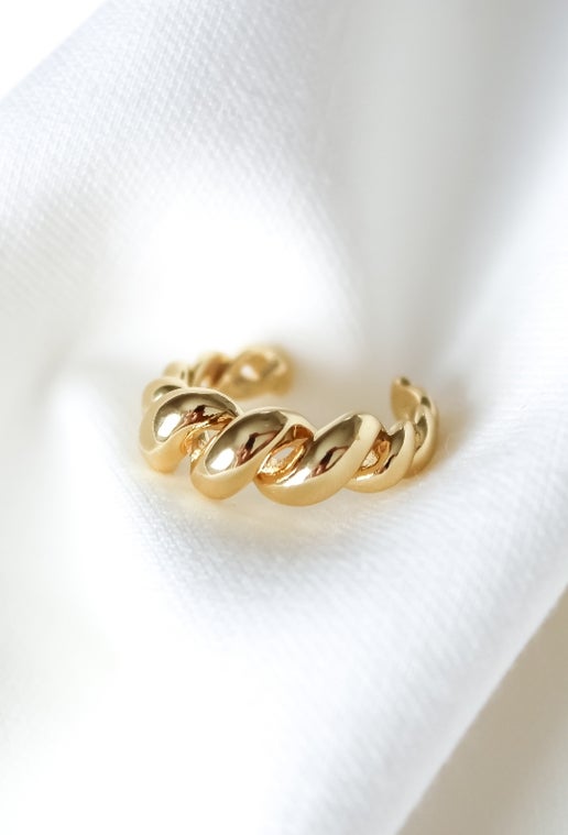 Spyra Ring